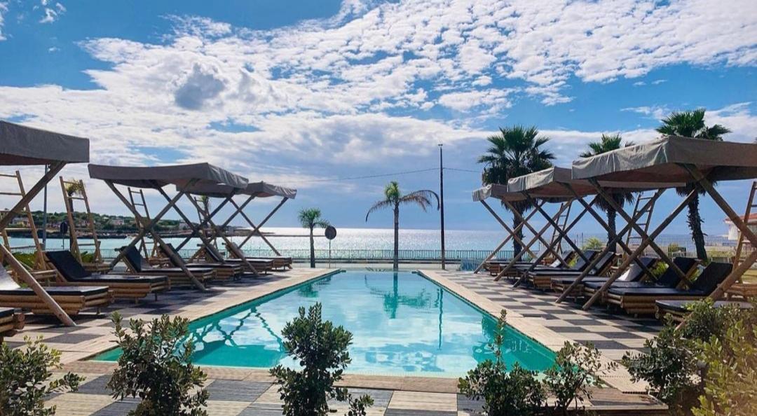 Jonium Hotel - Amazing Sea View And Swimming Pool Pulsano Dış mekan fotoğraf