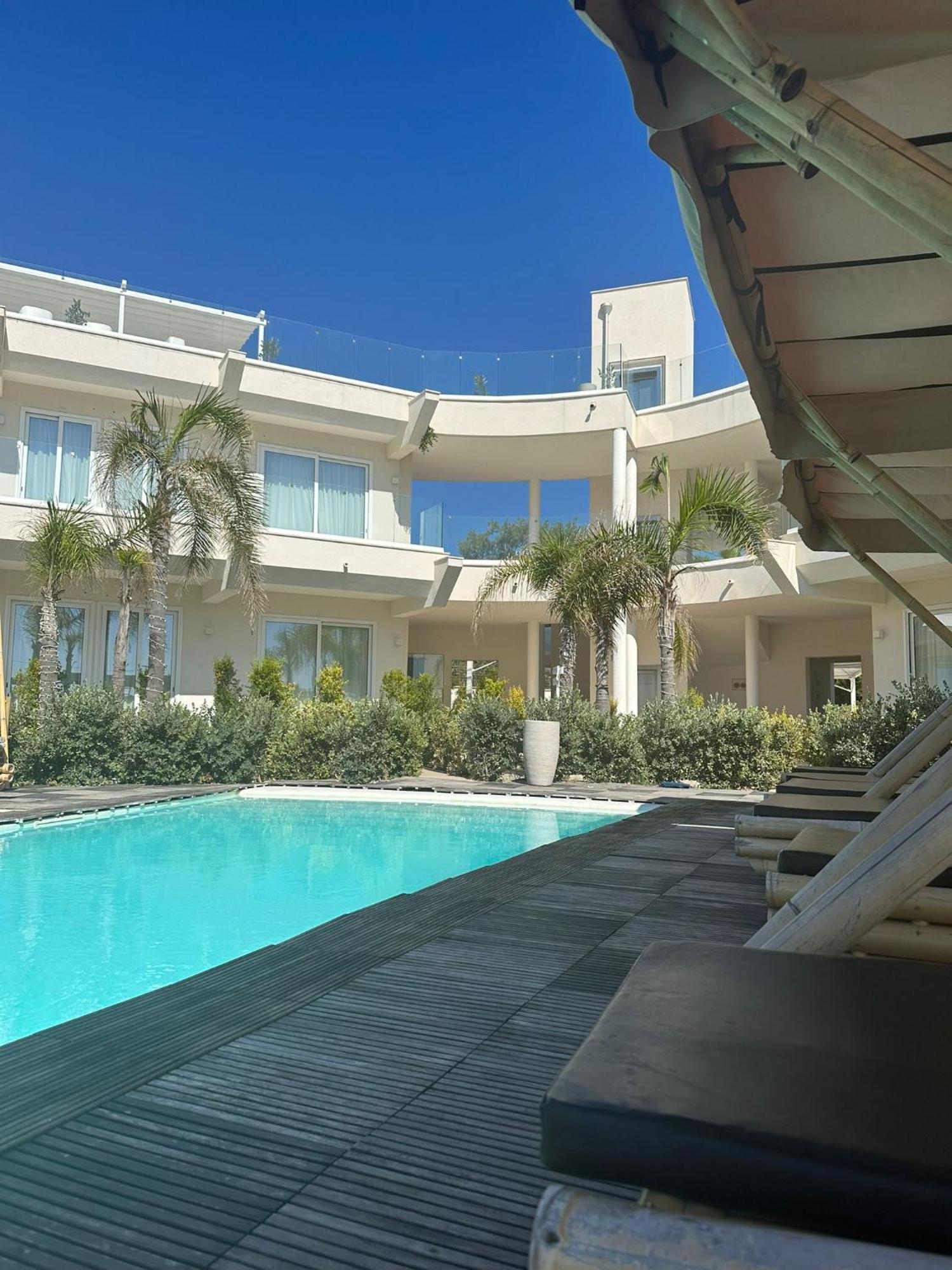 Jonium Hotel - Amazing Sea View And Swimming Pool Pulsano Dış mekan fotoğraf