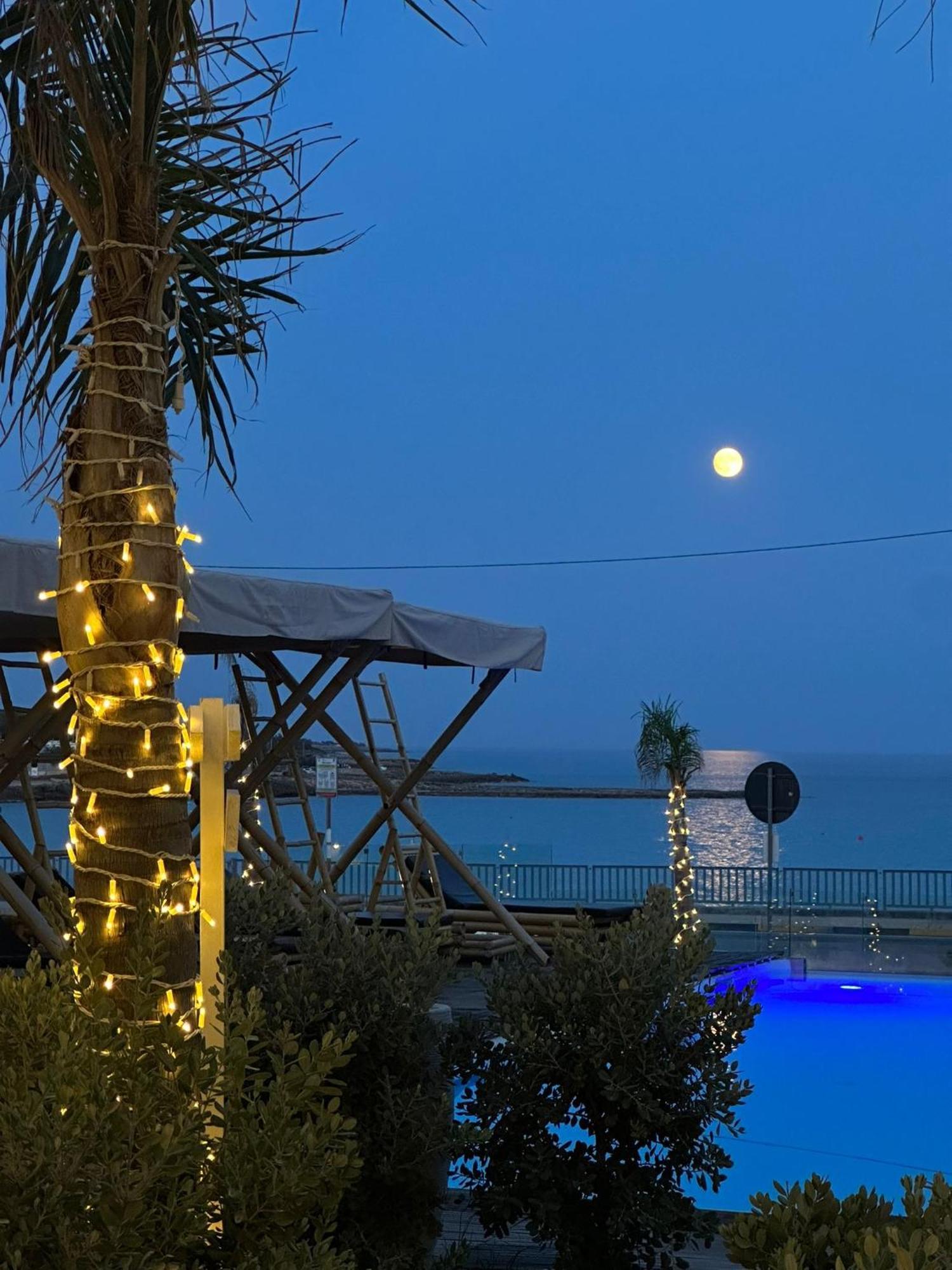 Jonium Hotel - Amazing Sea View And Swimming Pool Pulsano Dış mekan fotoğraf