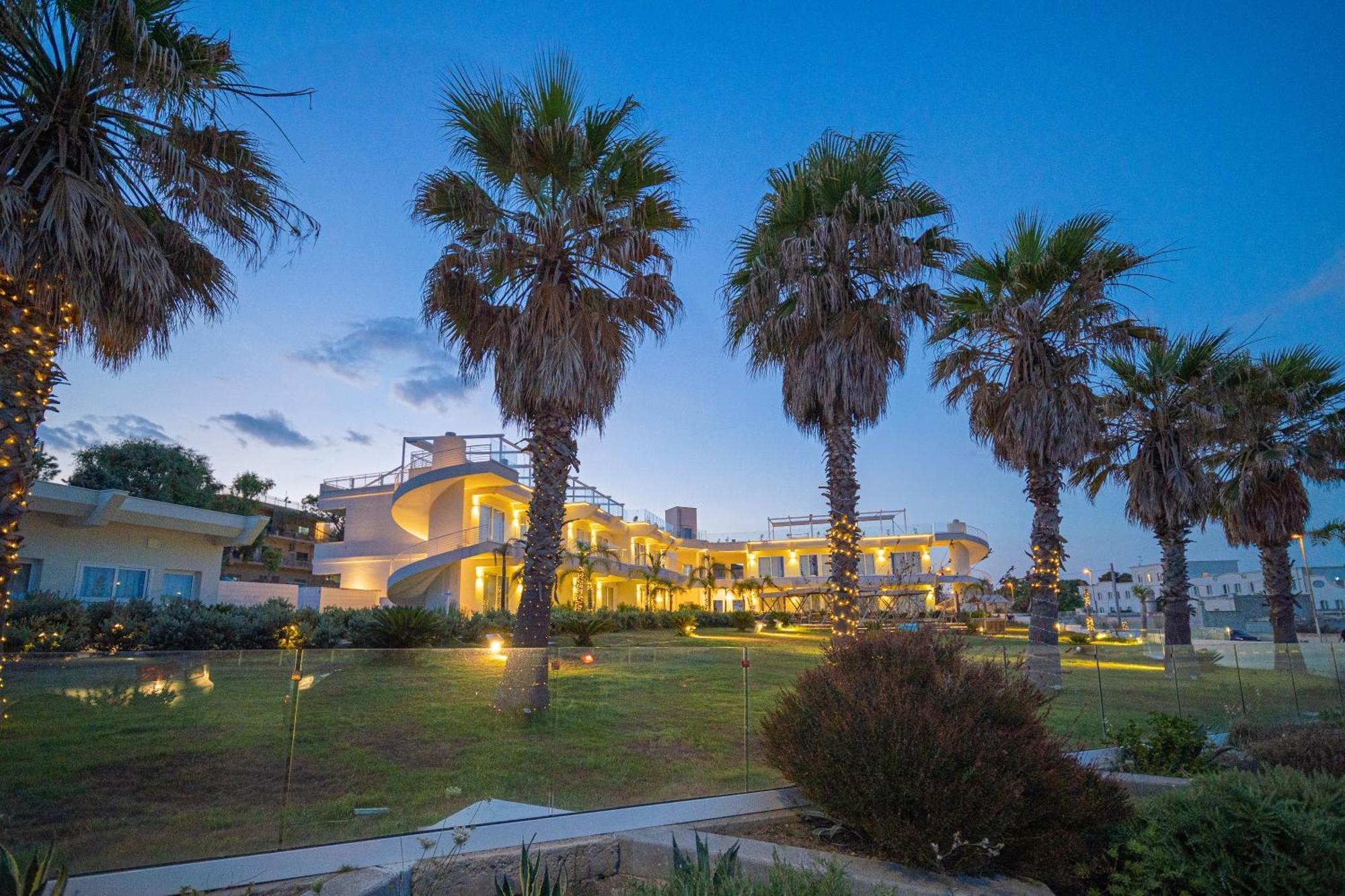 Jonium Hotel - Amazing Sea View And Swimming Pool Pulsano Dış mekan fotoğraf