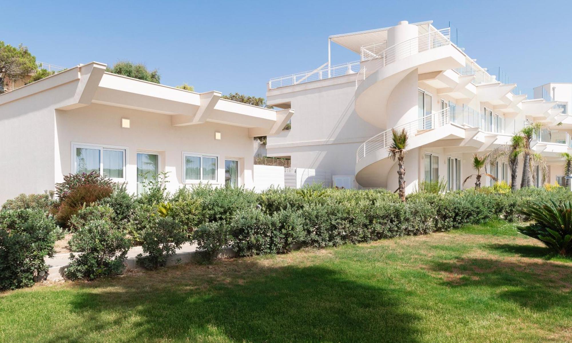 Jonium Hotel - Amazing Sea View And Swimming Pool Pulsano Dış mekan fotoğraf