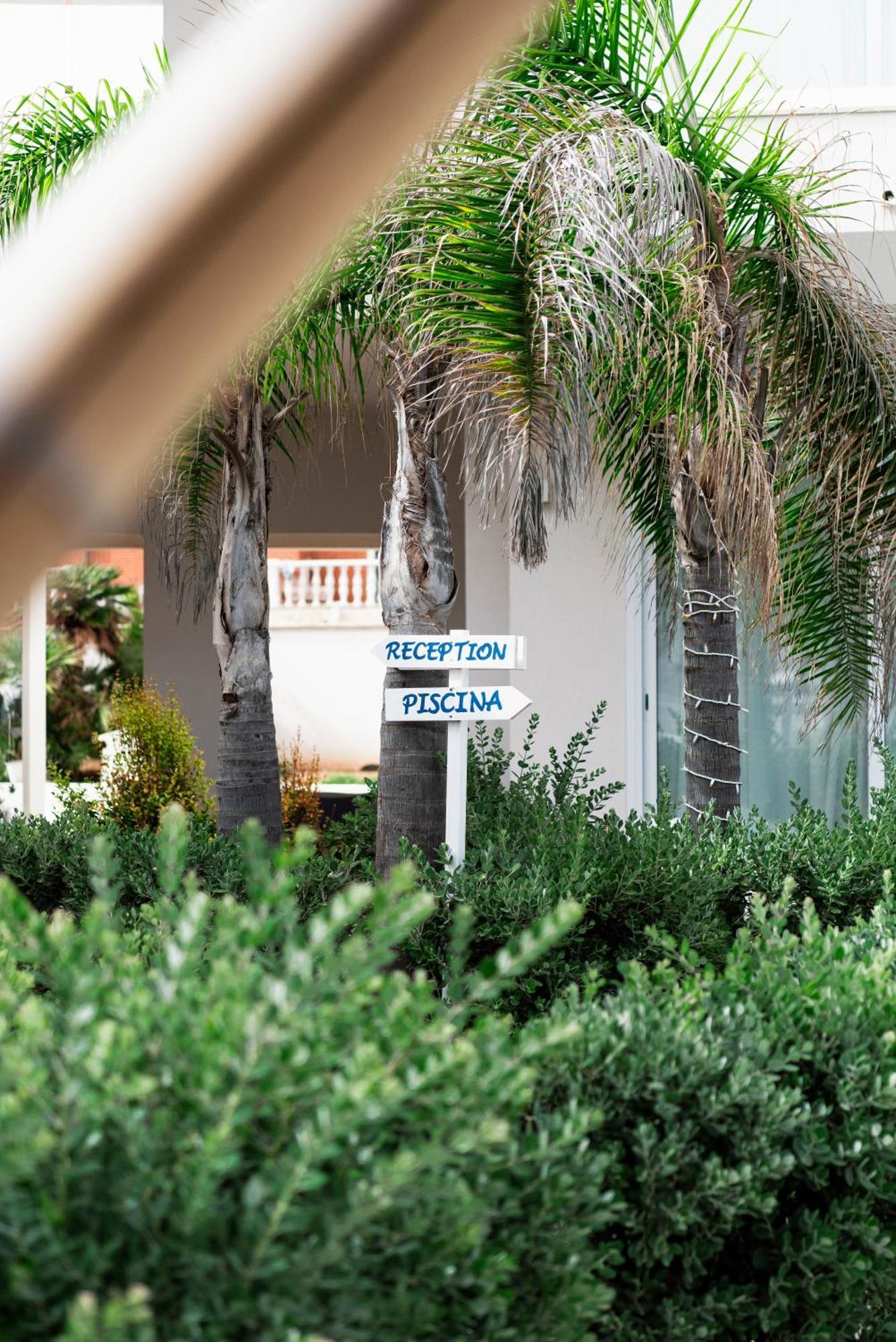 Jonium Hotel - Amazing Sea View And Swimming Pool Pulsano Dış mekan fotoğraf